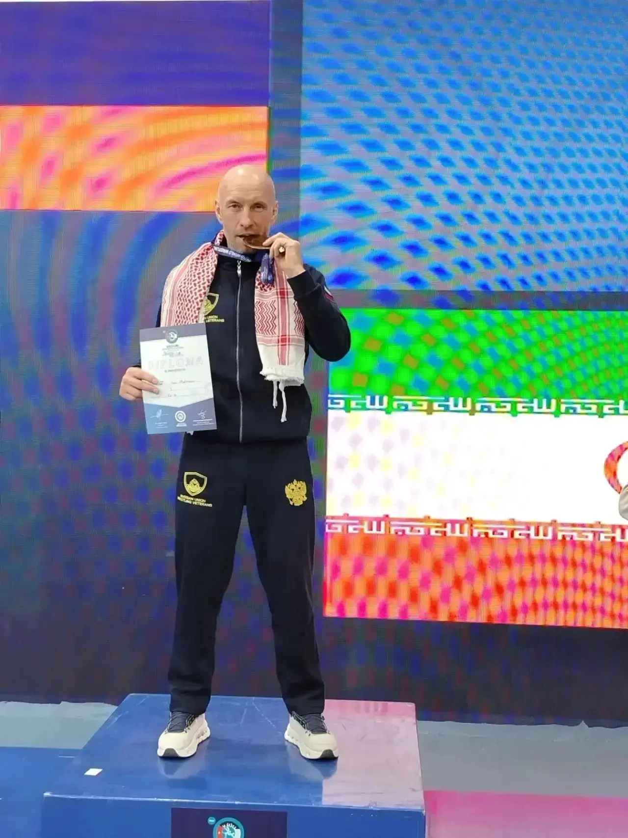 🥇🏆Золото высшей пробы: Иван Матросов — чемпион мира по греко‑римской борьбе!