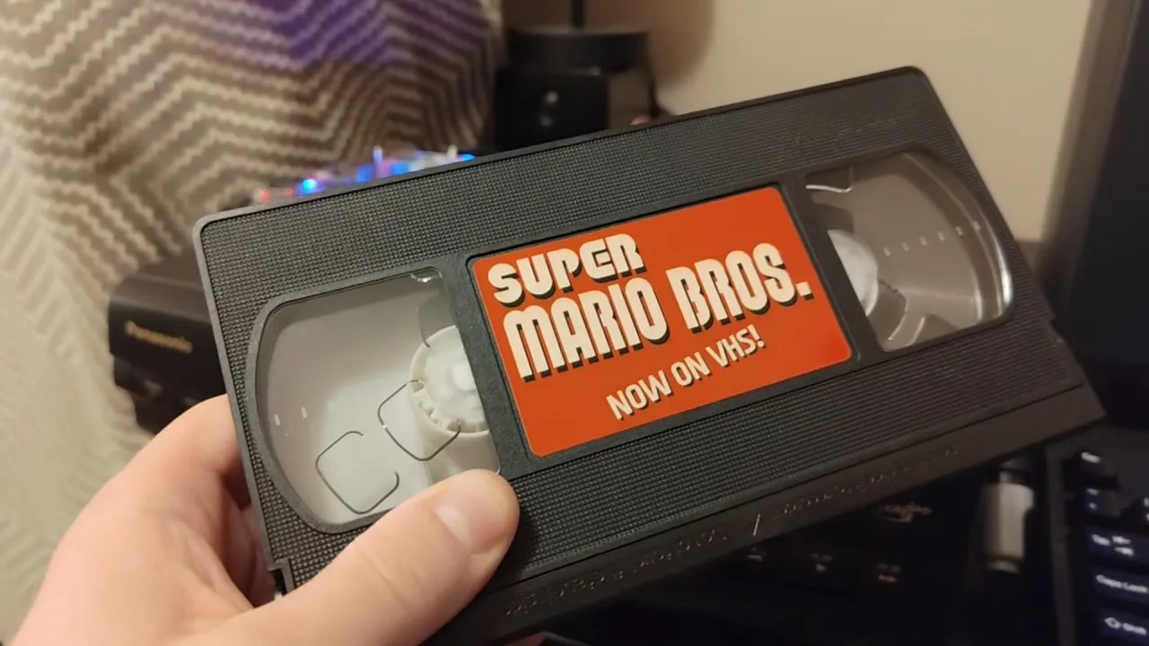 DOOM перенесли на VHS-кассету — шутер запустили прямо через старый видеомагнитофон