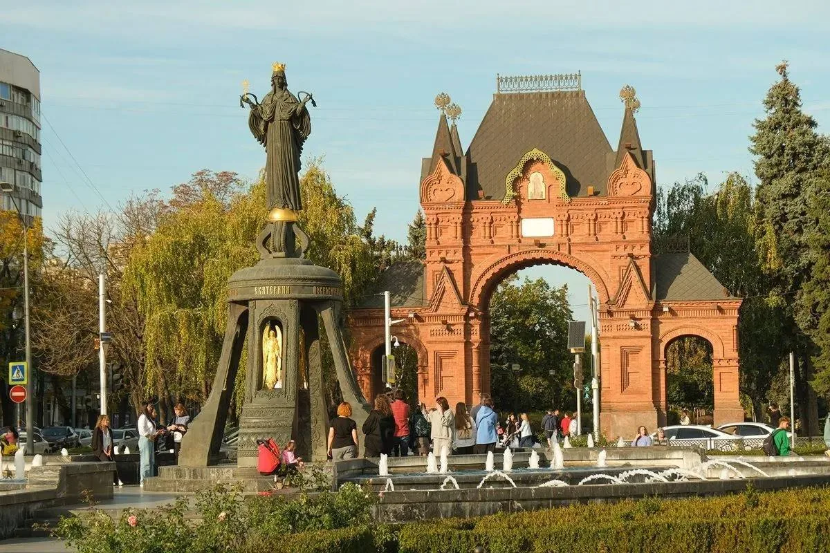 ☀️ Жара в Краснодаре вышла на пик, но температурный рекорд не состоялся.