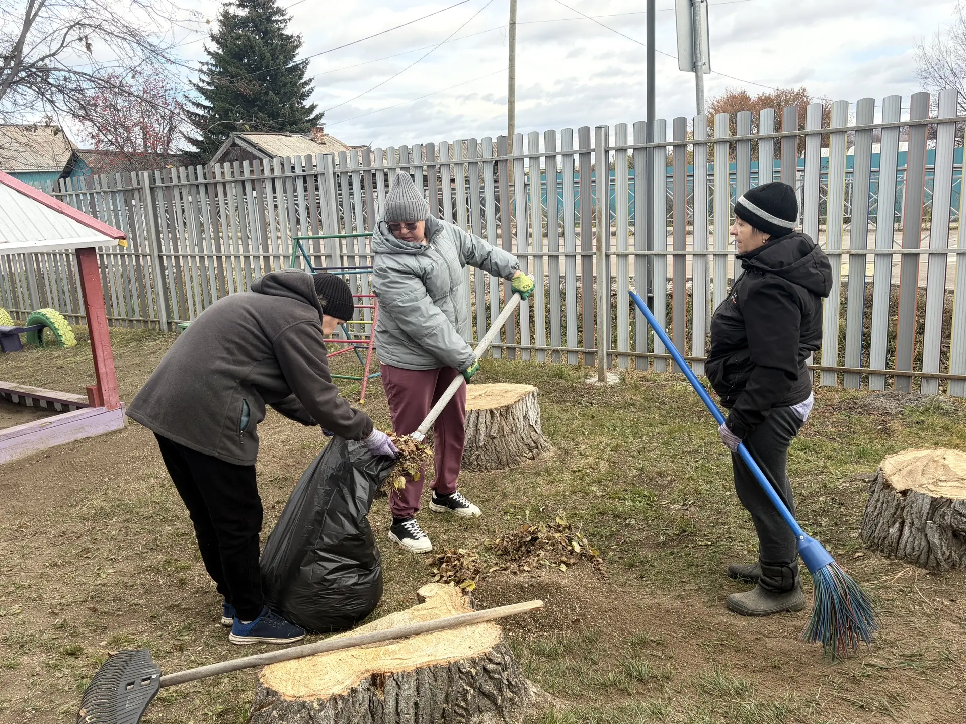 🧹🍂 СУББОТНИК В ЧЕСТЬ МЕСЯЧНИКА ЧИСТОТЫ — КАК ЭТО БЫЛО! 🍂🧹