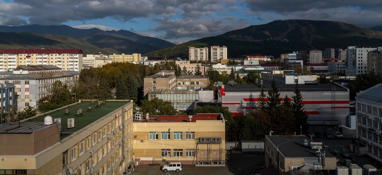 Районы, кварталы, жилые массивы...