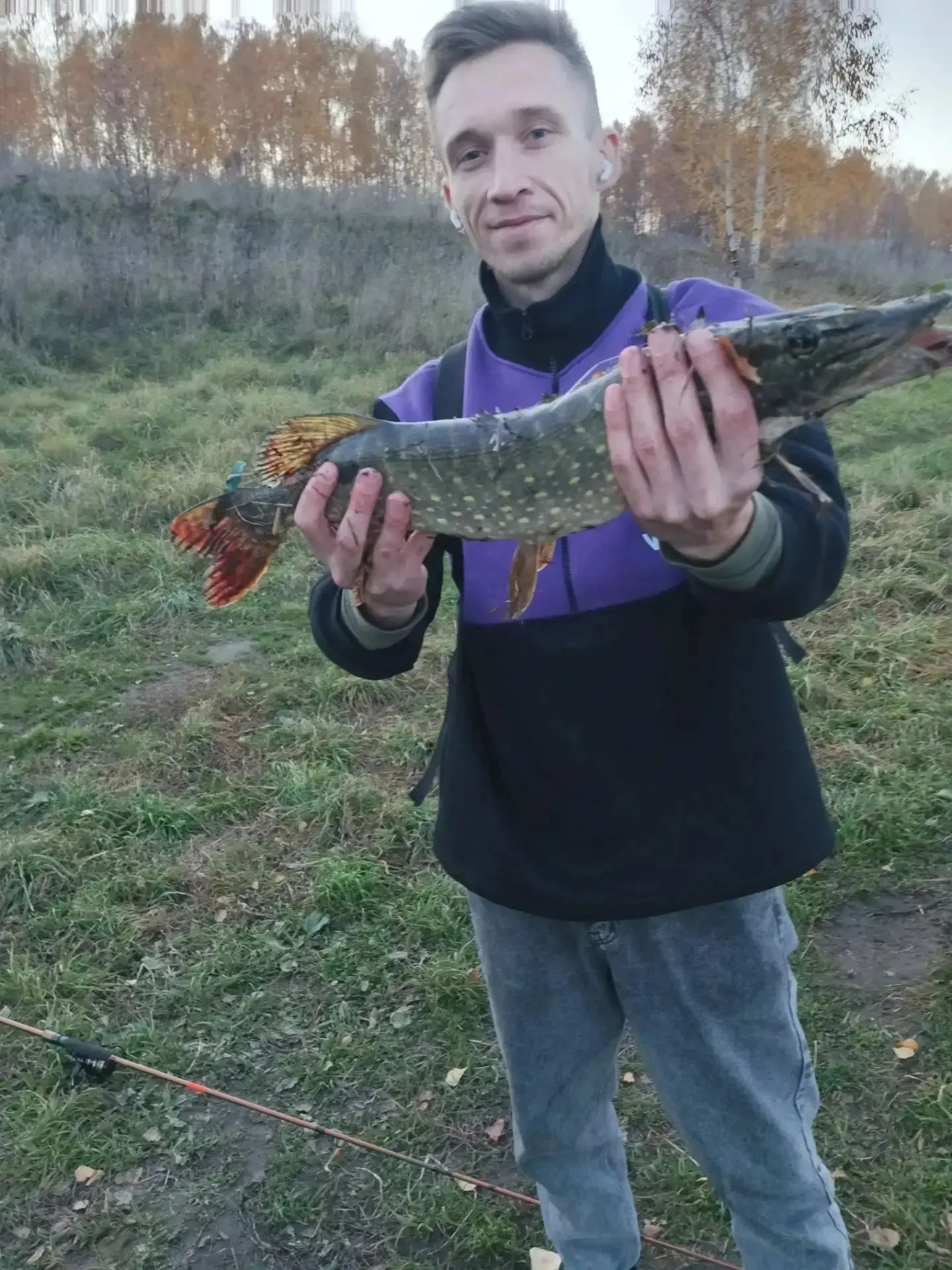Озеро Осиново, полторашка железно, может крупнее, взяла на силикон. (Narval fishing Ski...