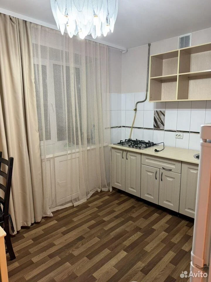 Сдам без посредников: 1-комнатная квартира, 40м²