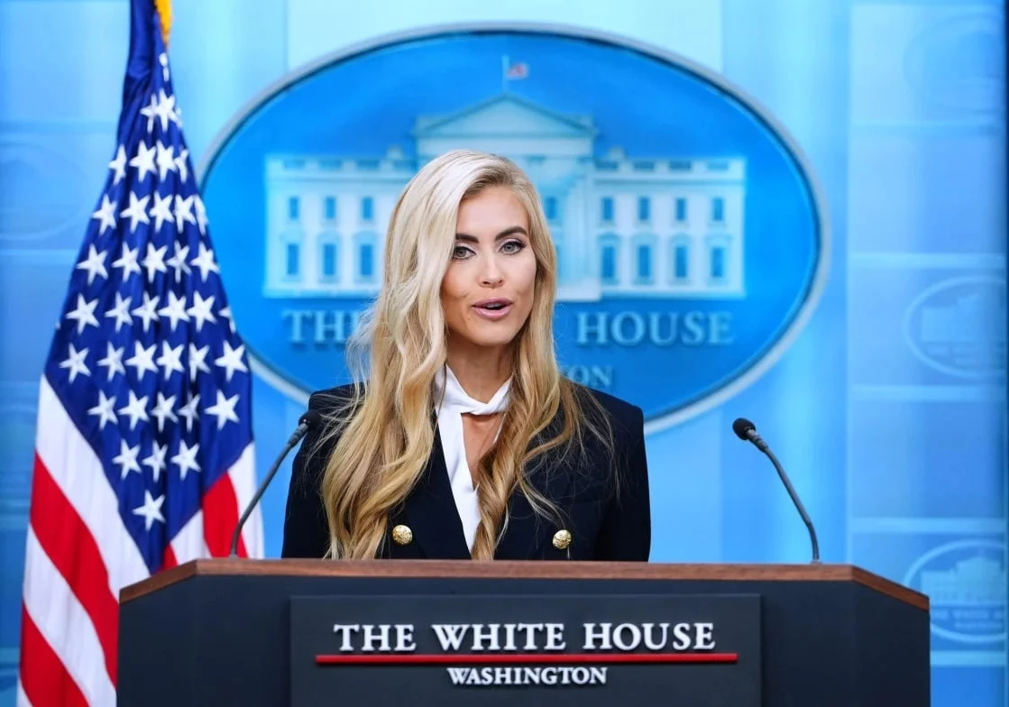 Пресс-секретарь Трампа заявила о сдаче адвокатского экзамена в Китае