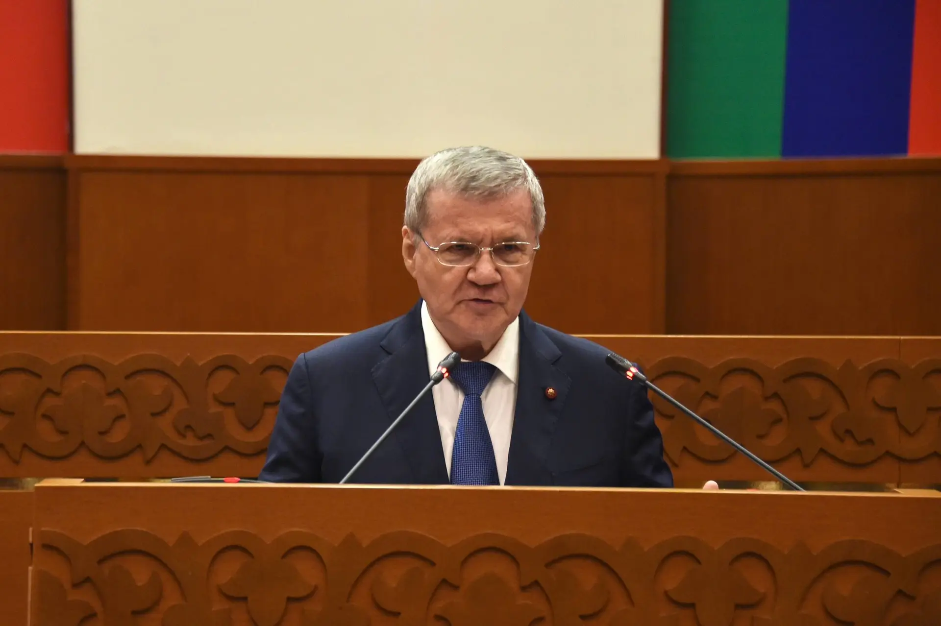 Юрий Чайка поздравил Фёдора Щукина с избранием на должность главы Дагестана.
