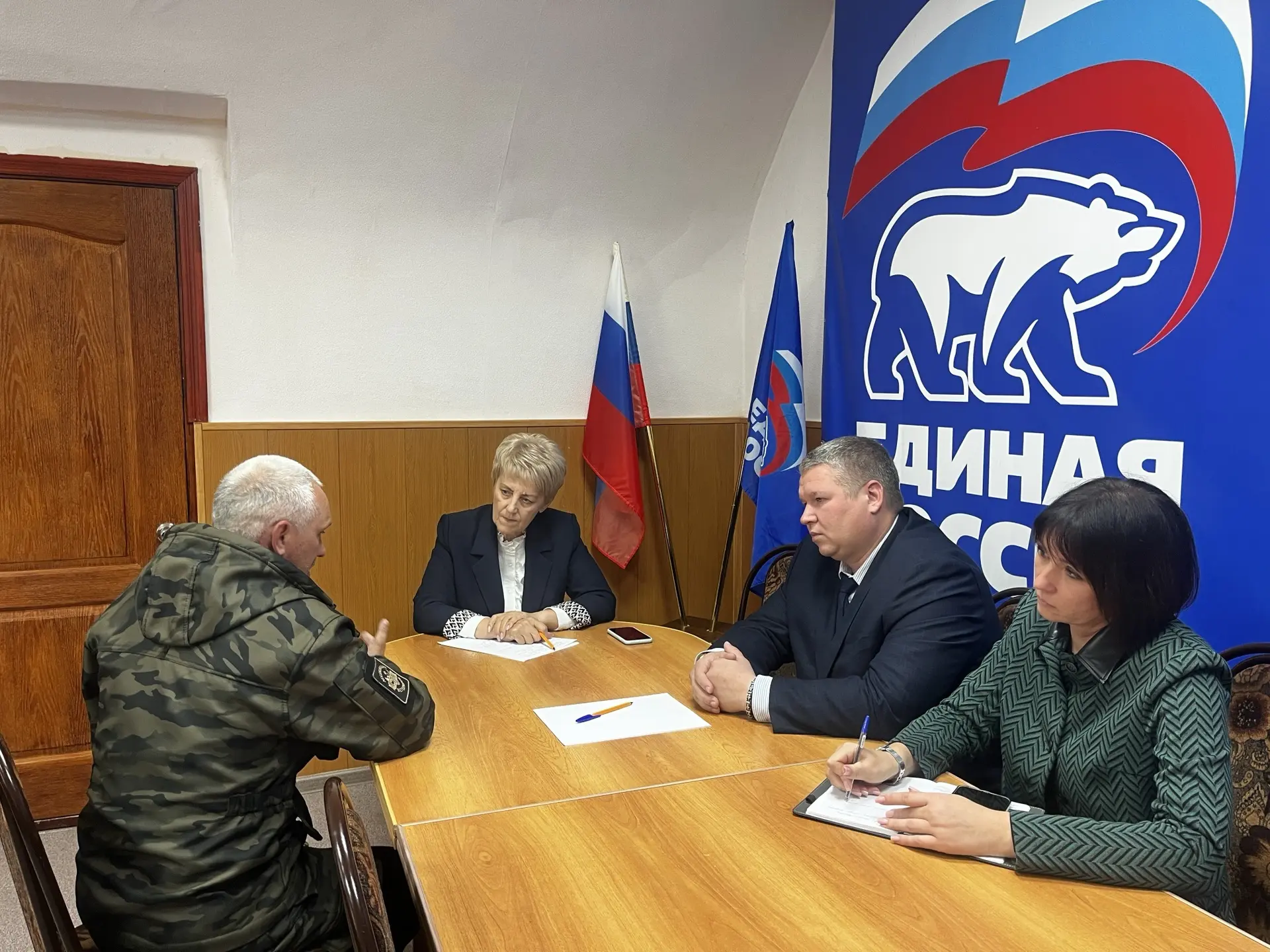 В Вольске провела приём граждан по личным вопросам.