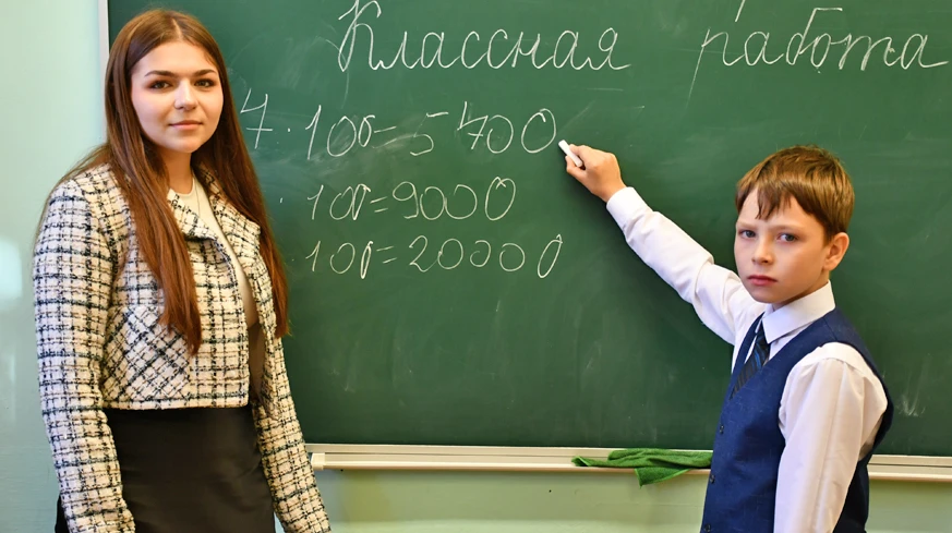 В аткарских школах старшеклассники на один день взяли «власть» в свои руки