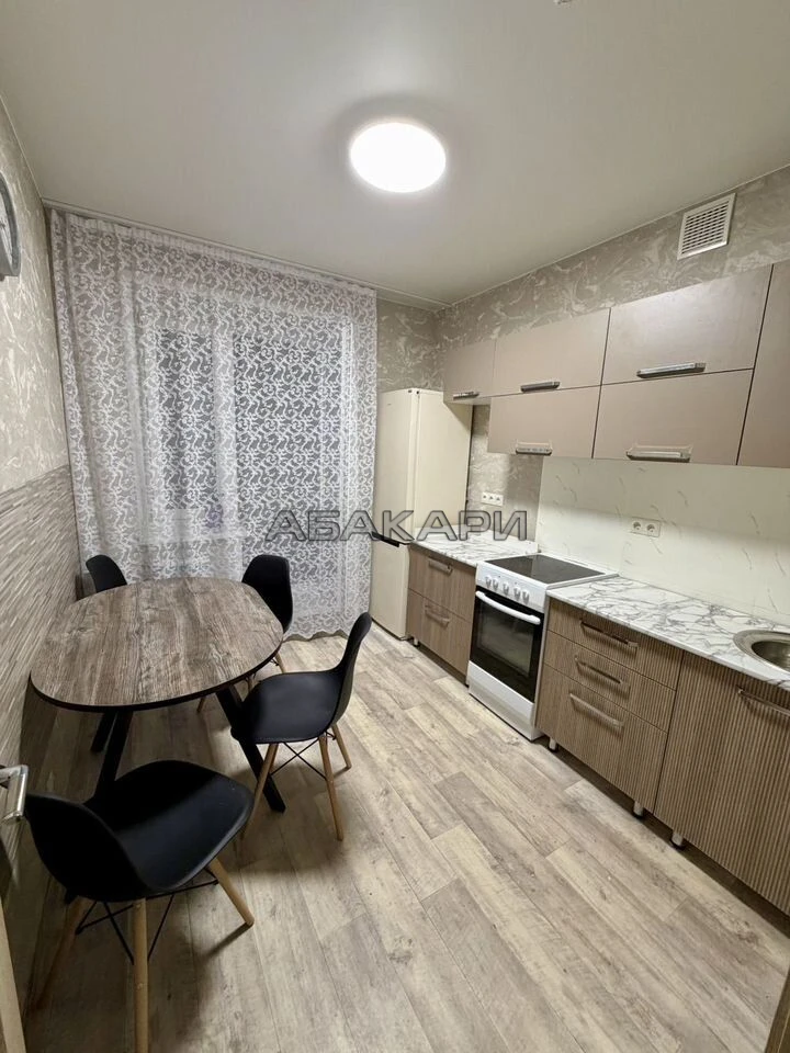 🏠 Апрельская улица, 4