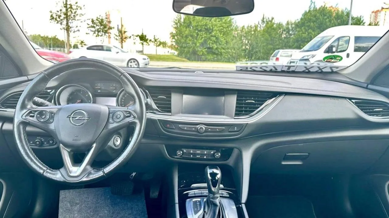 🚘 Opel Insignia II
