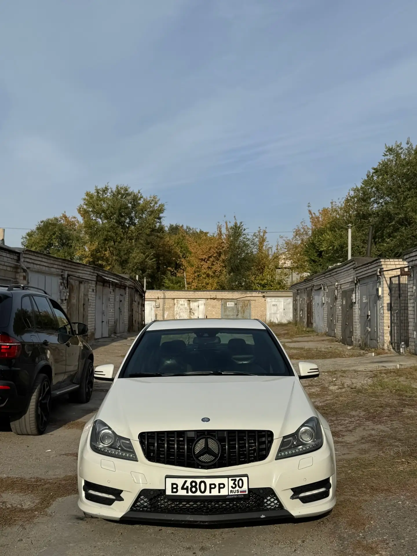 Продаётся ухоженный Mercedes-Benz W204 в хорошем состоянии. Машина хозяйская,(во владен...