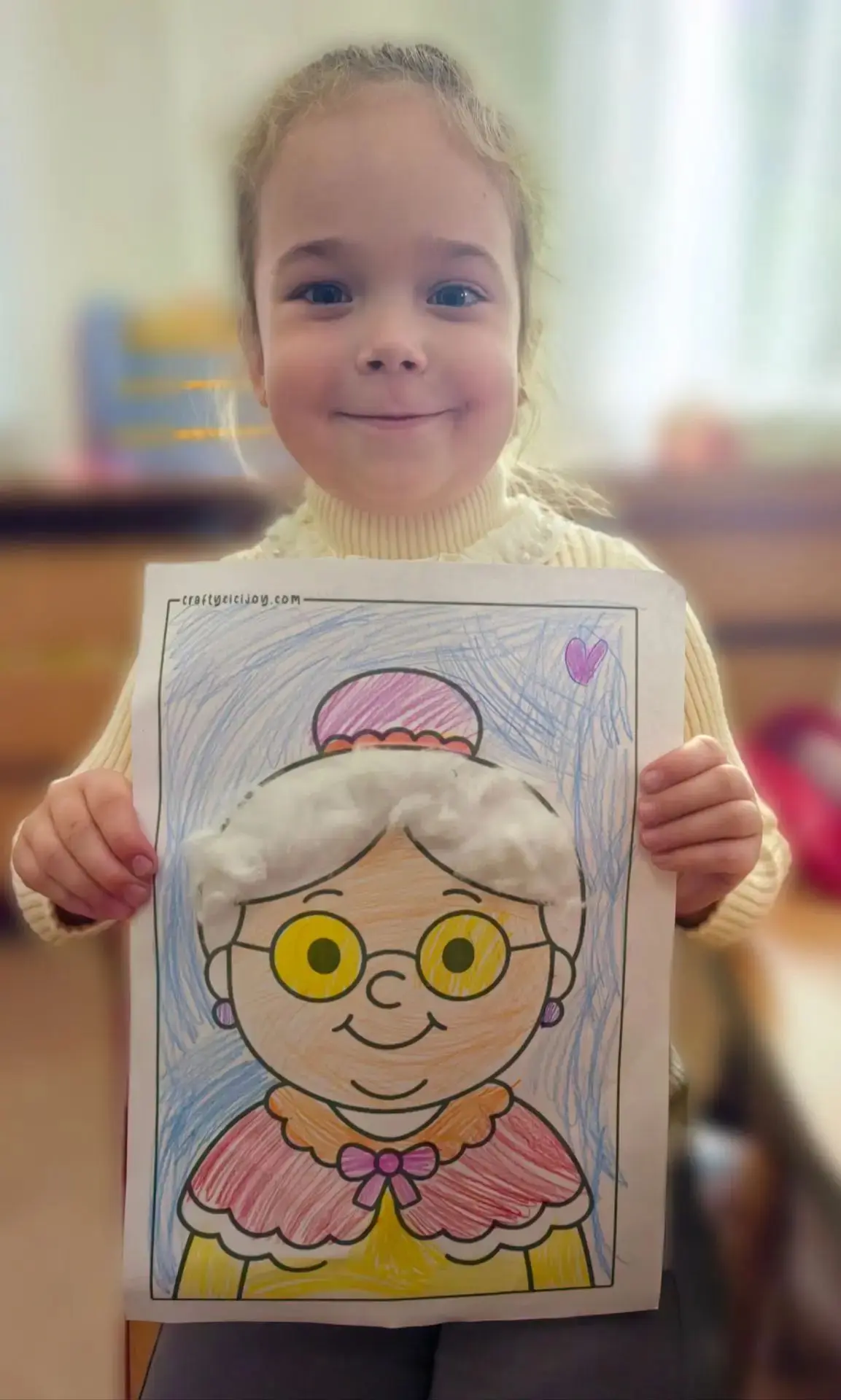 🎨 Как мы рисовали бабушку и дедушку в старшей группе