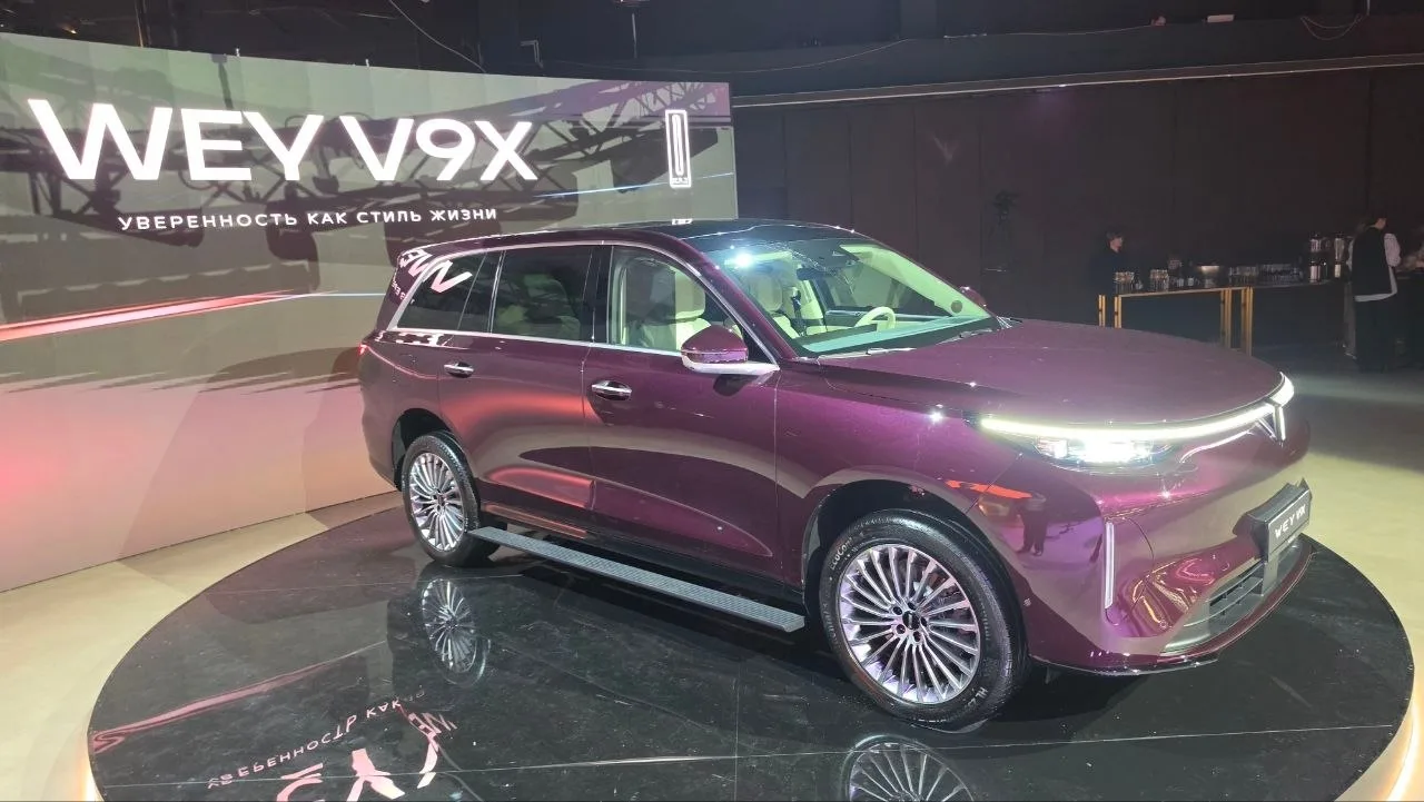 Роскошная презентация и старт продаж флагманского гибрида от Wey – кроссовера V9X.