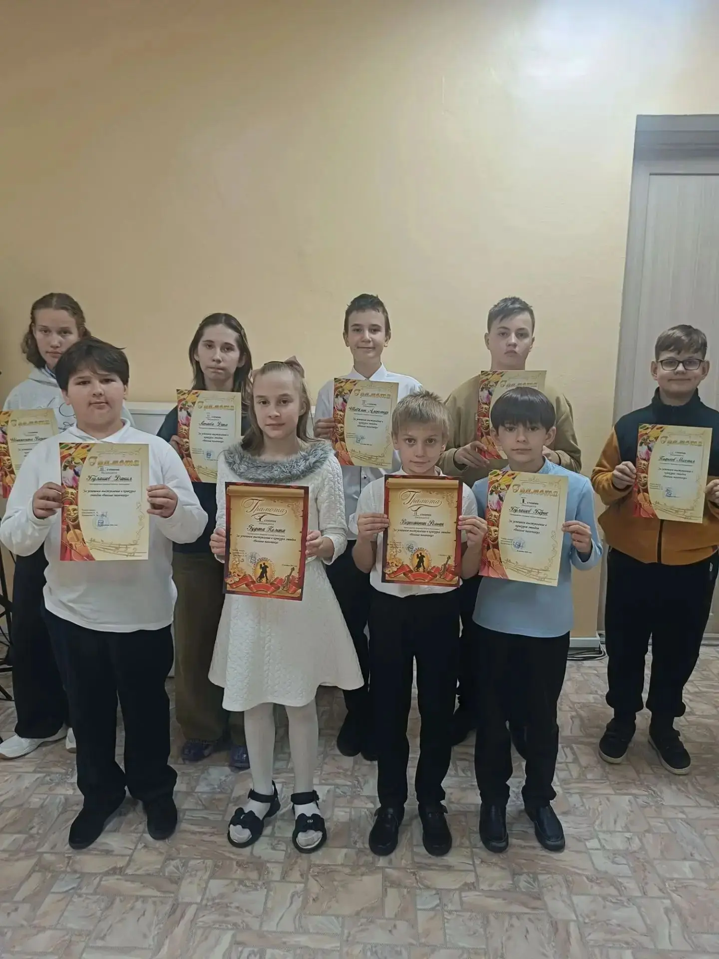 В детской музыкальной школе традиционно прошёл конкурс этюдов «Беглые пальчики».