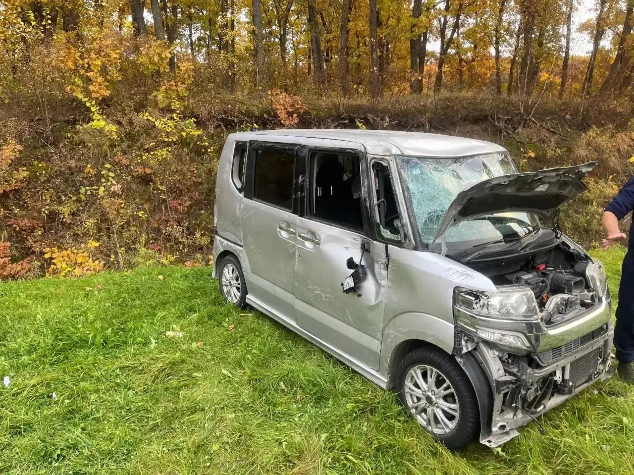 🚗 Женщина с ребёнком пострадали после опрокидывания Honda в Михайловском округе Приморья