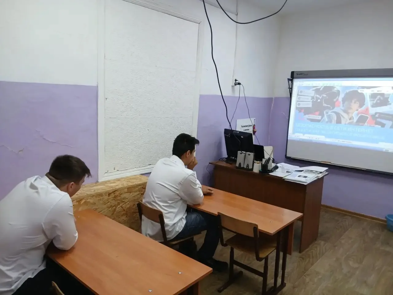 Сегодня, 12 октября, в МКОУ ООШ с. Дорожный в рамках разговоры о важном, прошел классны...