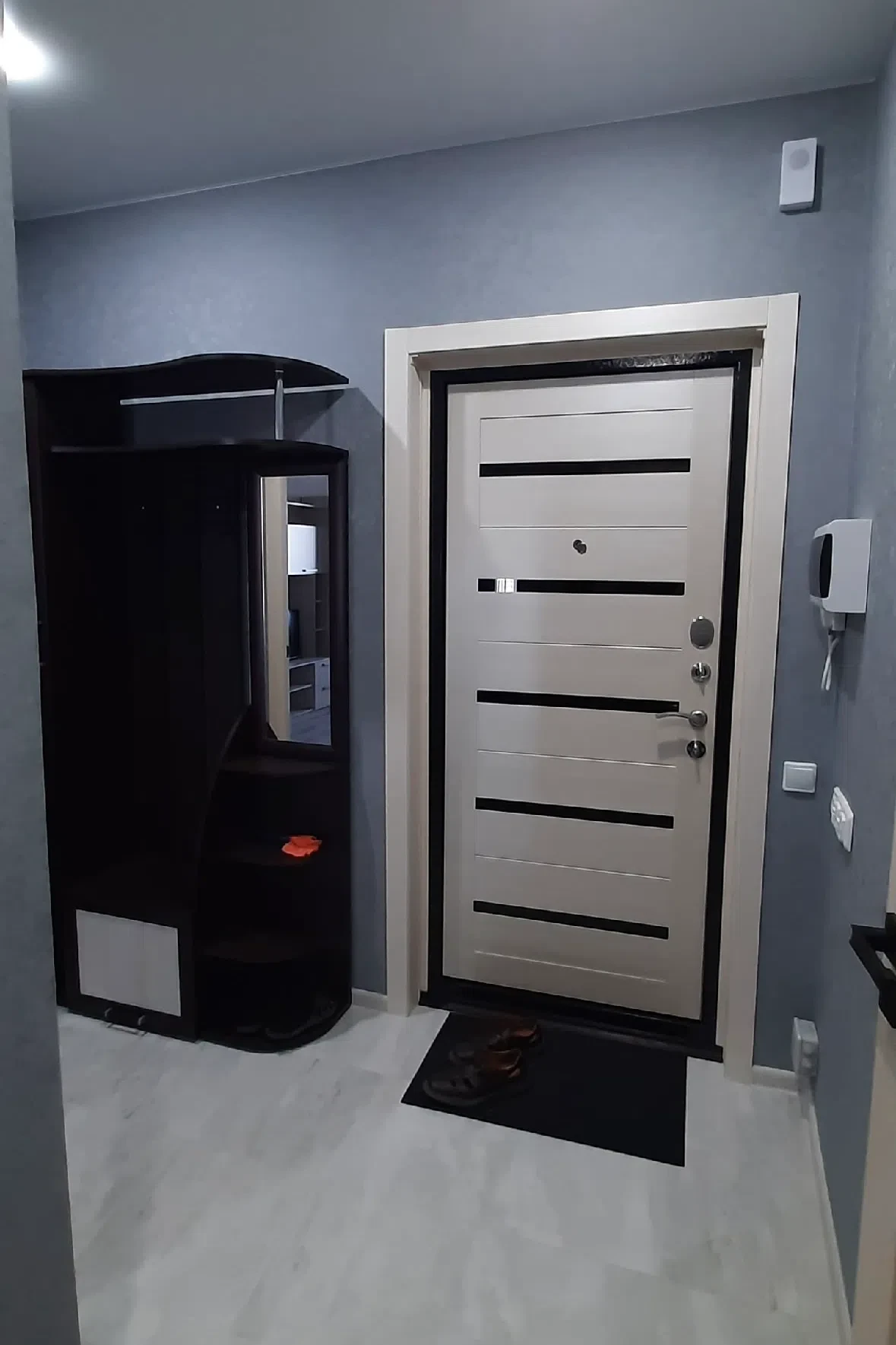 Сдаётся однокомнатная квартира в центре города Гагарина 37/1 на долгий срок. В квартире...