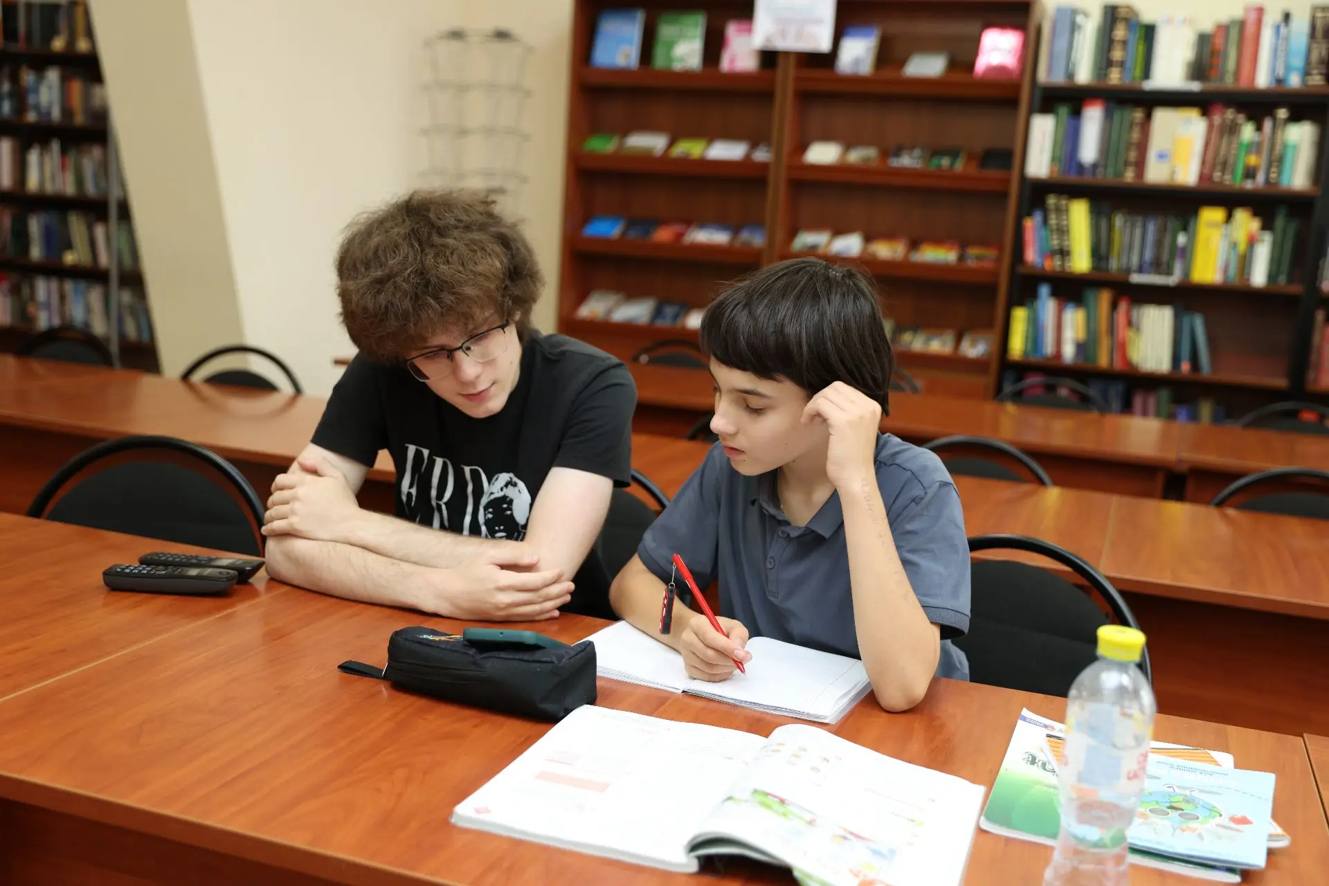 «Домашка» по английскому — в библиотеке и онлайн!