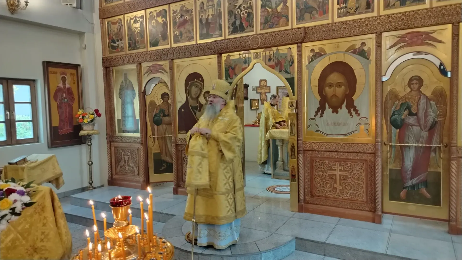 Сегодня в нашем храме престольный праздник. Владыка Никанор отслужил Литургию в честь с...