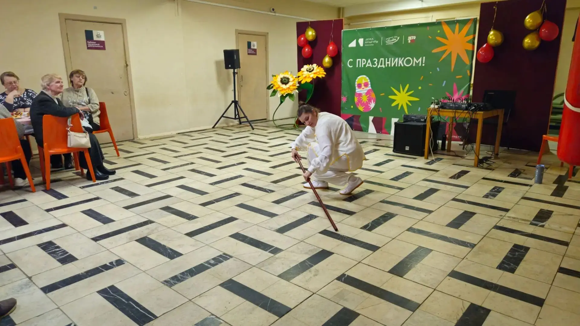 1 октября в ДКДЦ Полёт, ул. Флотская, 1 прошёл праздник, посвященный Дню пожилого челов...