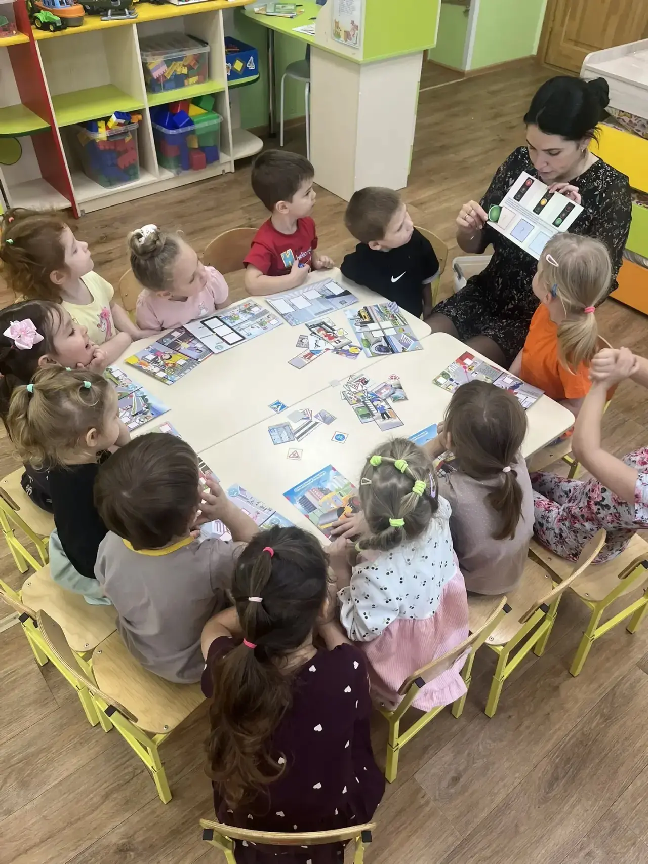 ‼️В 11 группе прошло познавательное занятие о безопасности на дорогах!‼️
