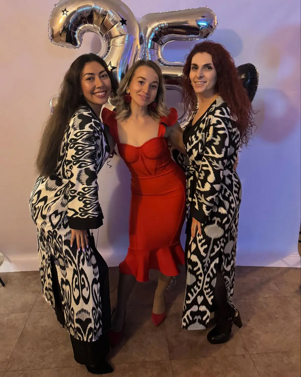 Красивых девушек много не бывает🤪🤩