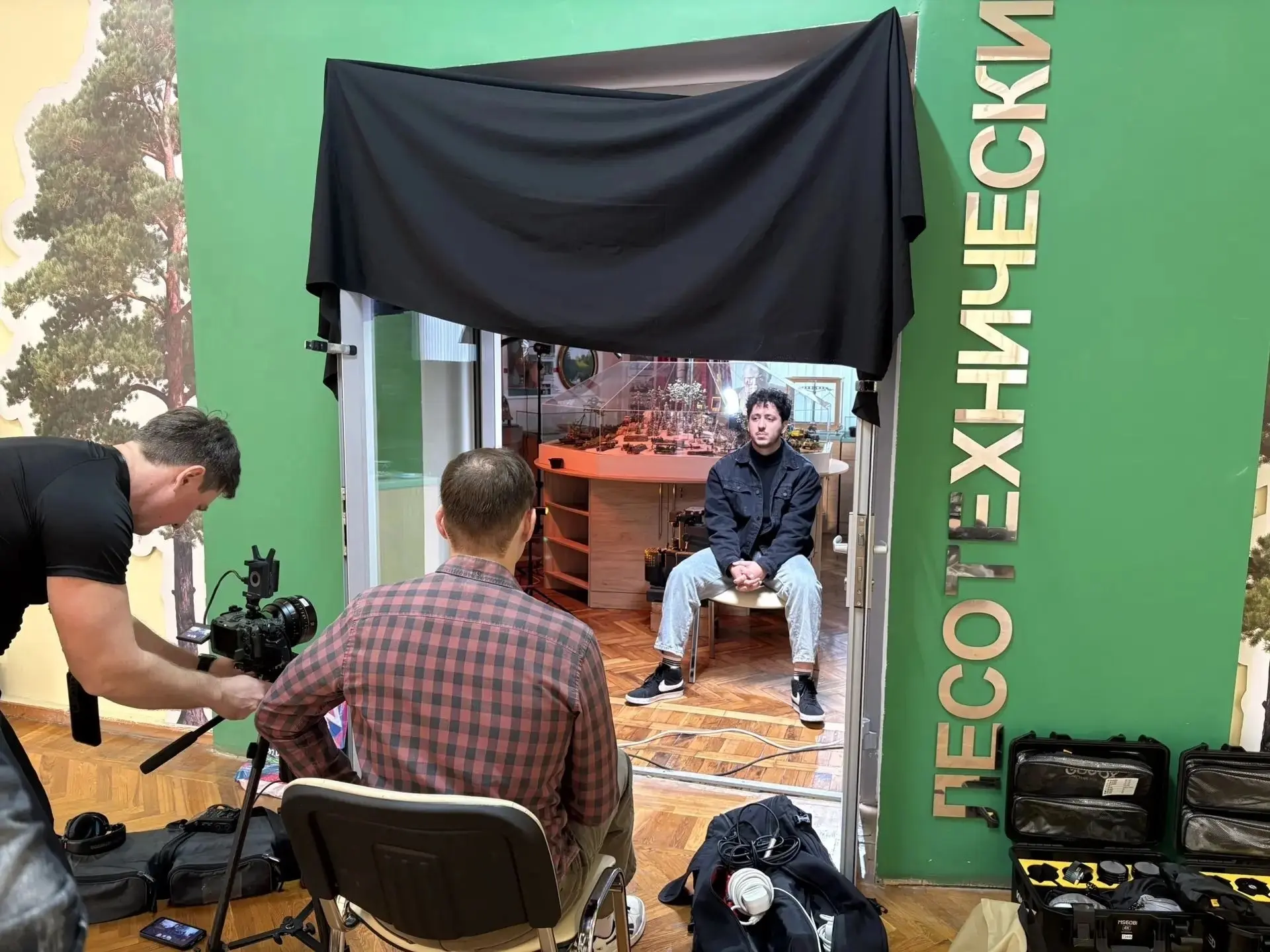 📹 Продюсер телекомпании «RT» Аль-Халиси Самир Хади Аббас и редактор Николай Царев расс...