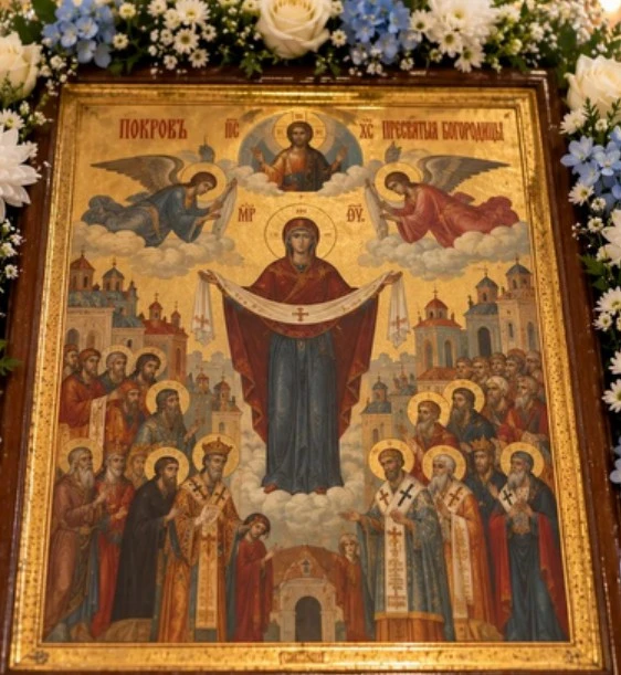 Сегодня - Покров Пресвятой Богородицы. Праздник, который веками остается для людей симв...