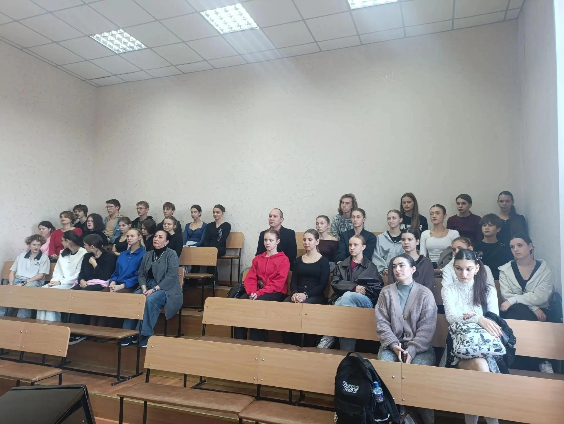 В Донецком колледже культуры и искусств прошла лекция на тему: «Не вовлечение несоверше...