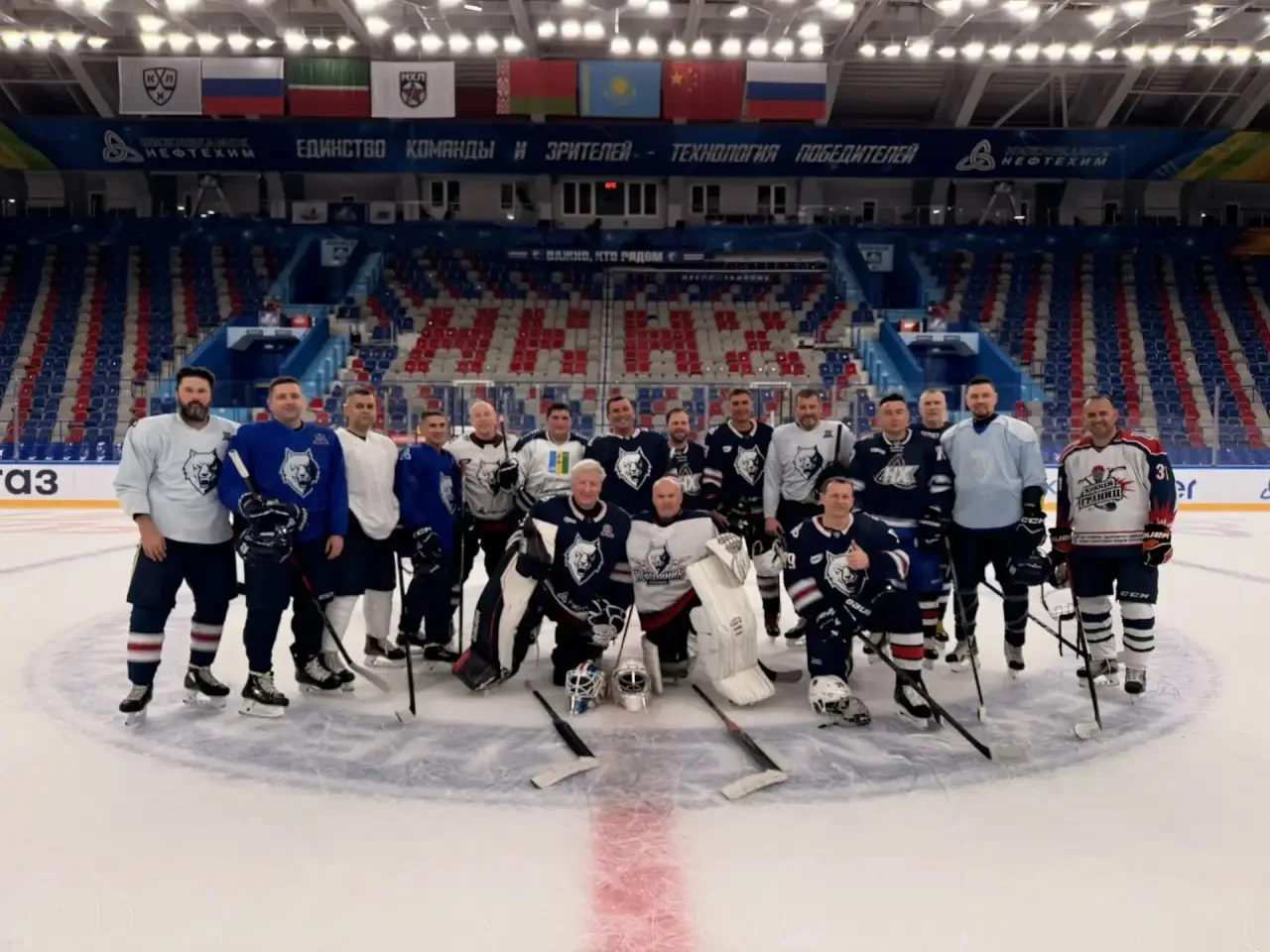 После рабочего дня вышли на лёд!
