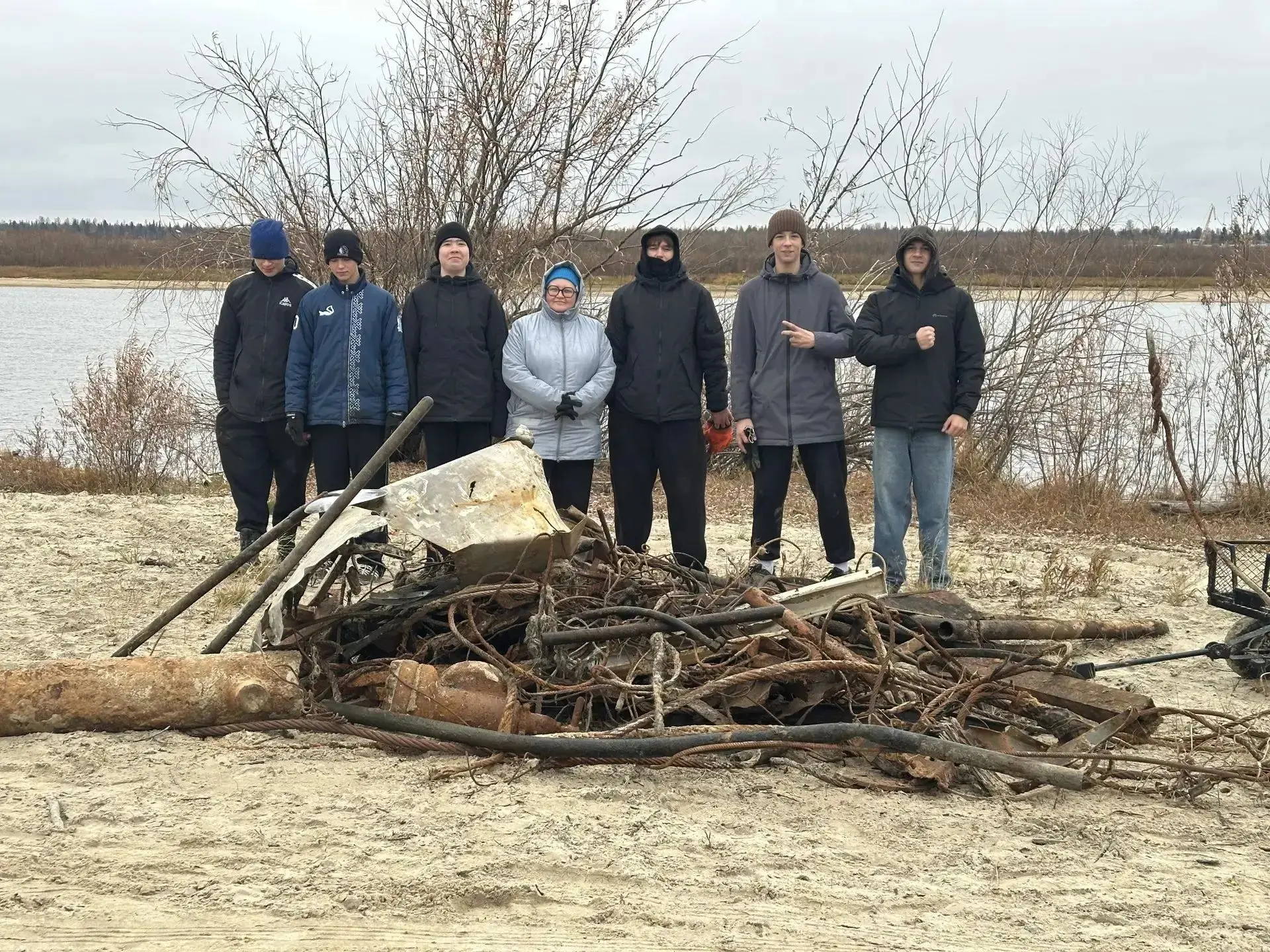 Важная миссия Первых: спасаем берега родного Пура! 🌊⚙️💚