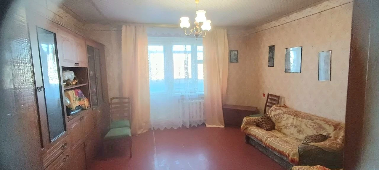 Продам 3-комнатную квартиру, чешская планировка, 9/9 этаж, Горловка, 800.000 руб.