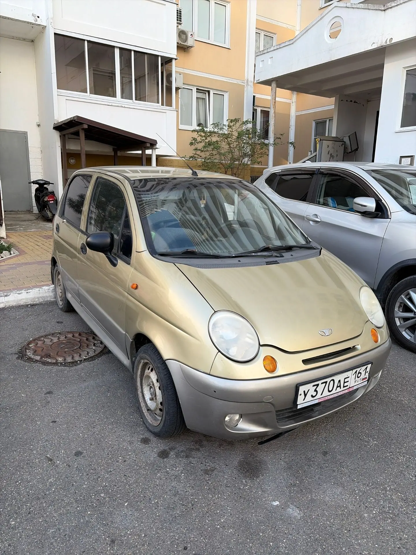 Продам Матиз 2007г 1.0 на механики с кондиционером с гуром,