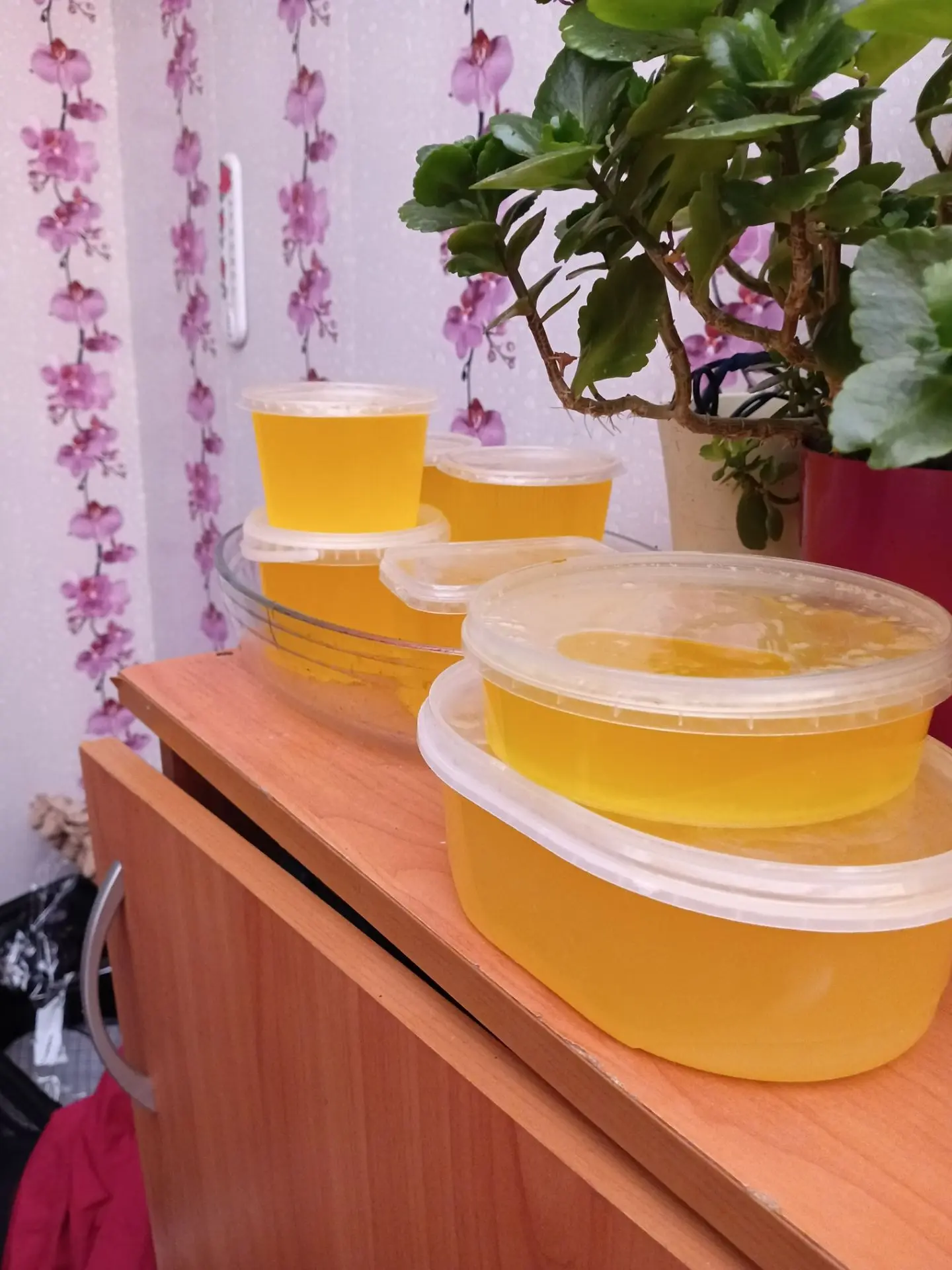 Масло сливочное топлёное.