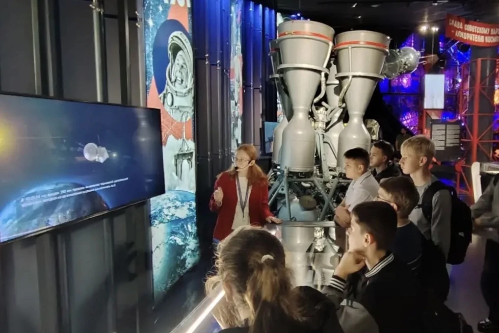 🚀 От первого спутника до полётов в космос