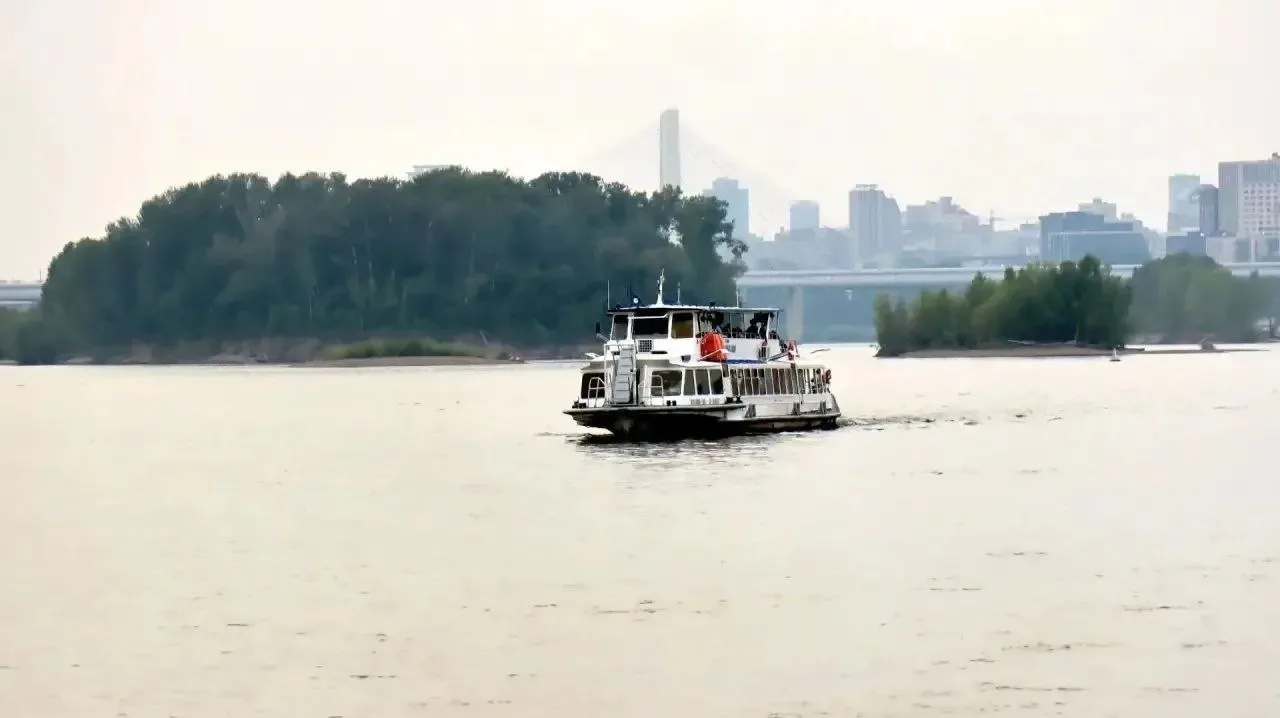 🚤🛑 Сезон речной навигации завершён в Новосибирской области. С сегодняшнего дня выход ...