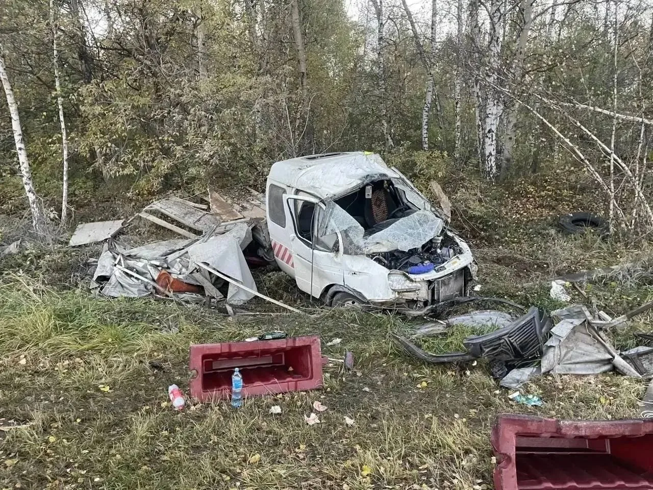 На трассе «Подъезд к Екатеринбургу» в Челябинской области Forland столкнулся с «Газелью...