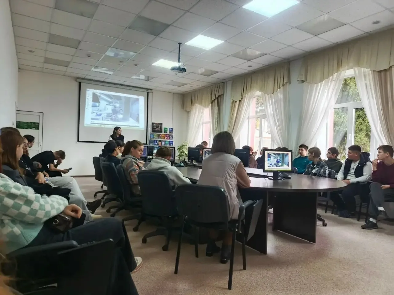 В рамках межведомственного дня профилактики педагогом -психологом опорного кабинета ПАВ...