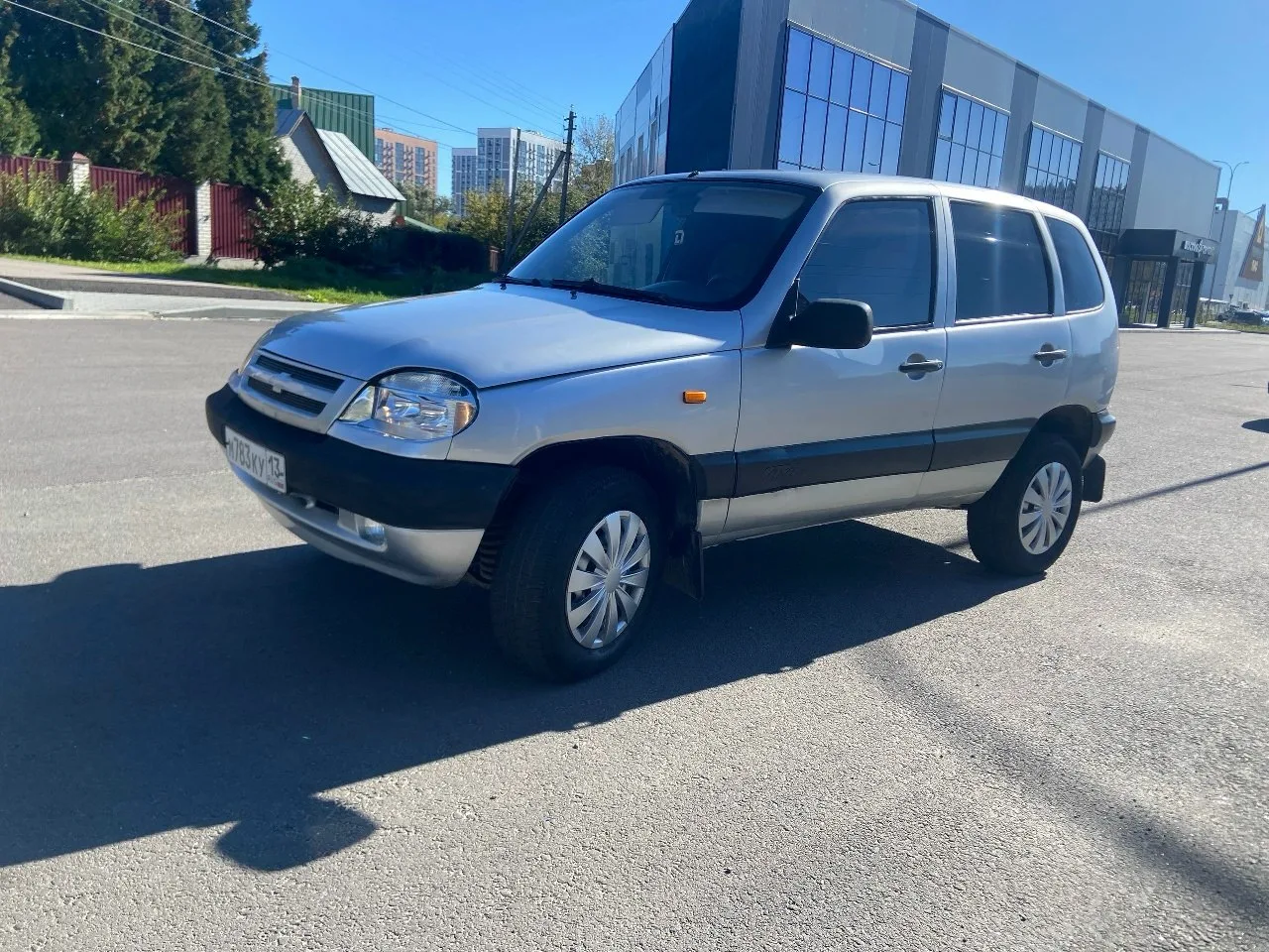 Продам Chevrolet ниву,2003г.в хорошем для своих лет состоянии,двигатель работает хорошо...