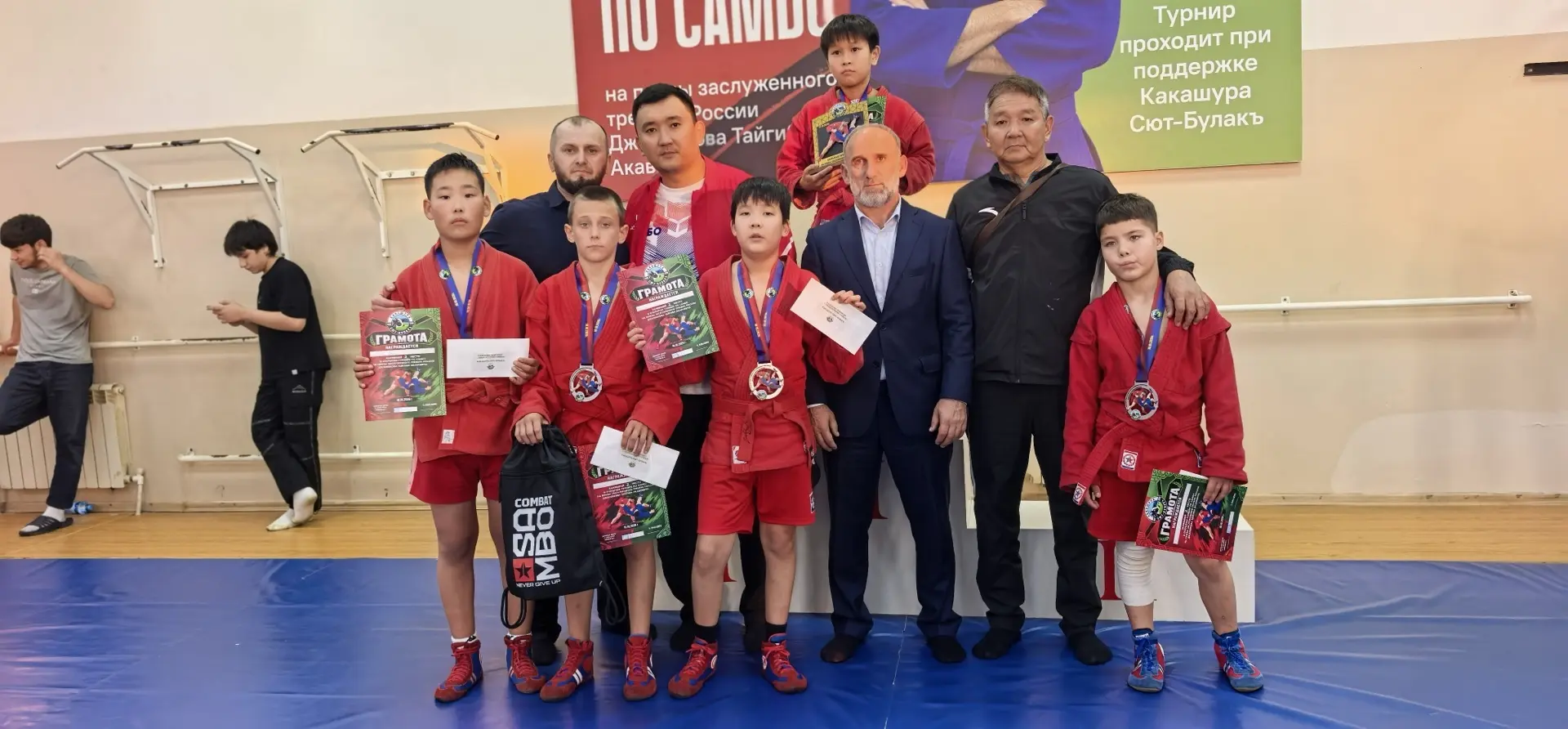 🥋 Наши самбисты достойно выступили на турнире в Дагестане!
