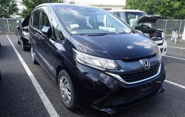 Поздравляем Евгения из г. Каменск-Шахтинский с покупкой Honda Freed в комплектации G Ho...