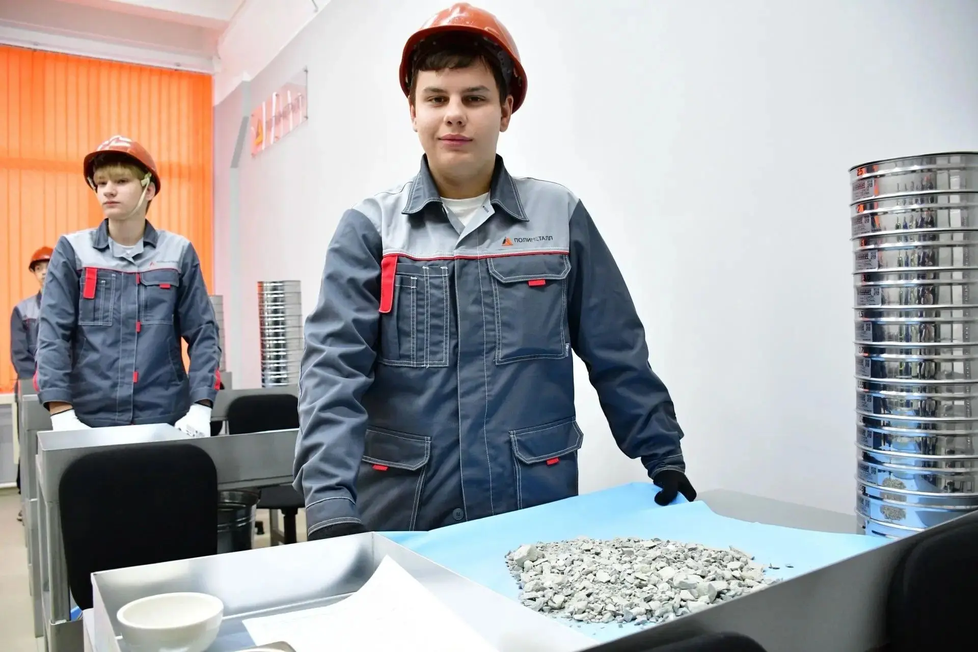 ⚡️ В Краснотурьинском политехникуме открылась новая лаборатория обогащения полезных иск...