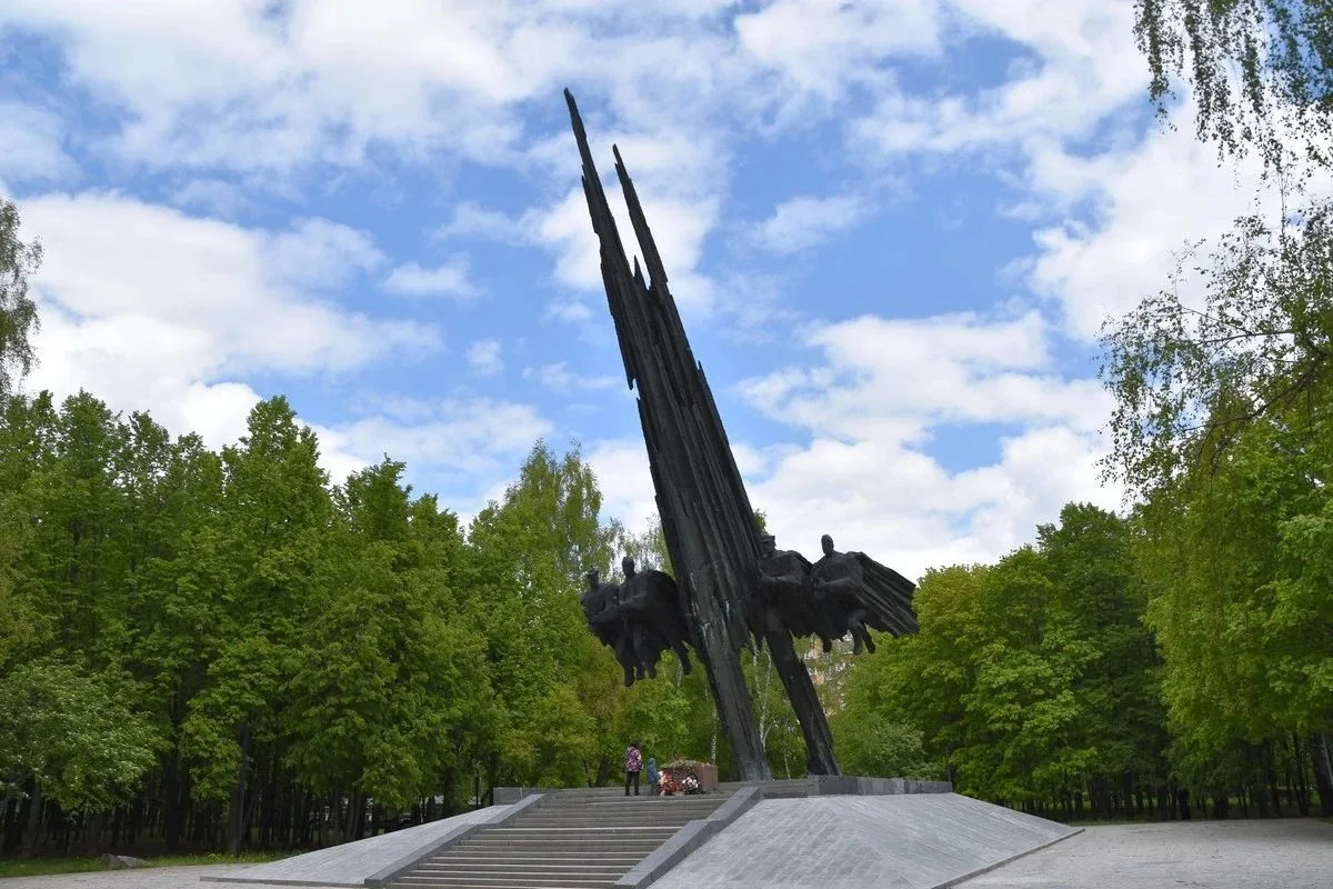 12 октября 1943 года 1-я польская дивизия имени Тадеуша Костюшко провела свой первый бо...