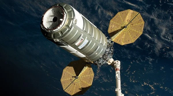 Завершён полёт космического грузовика Cygnus NG-24. Вчера в 12:33 UTC (15:33 мск) двига...