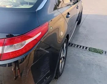 🚗 Kia 2012