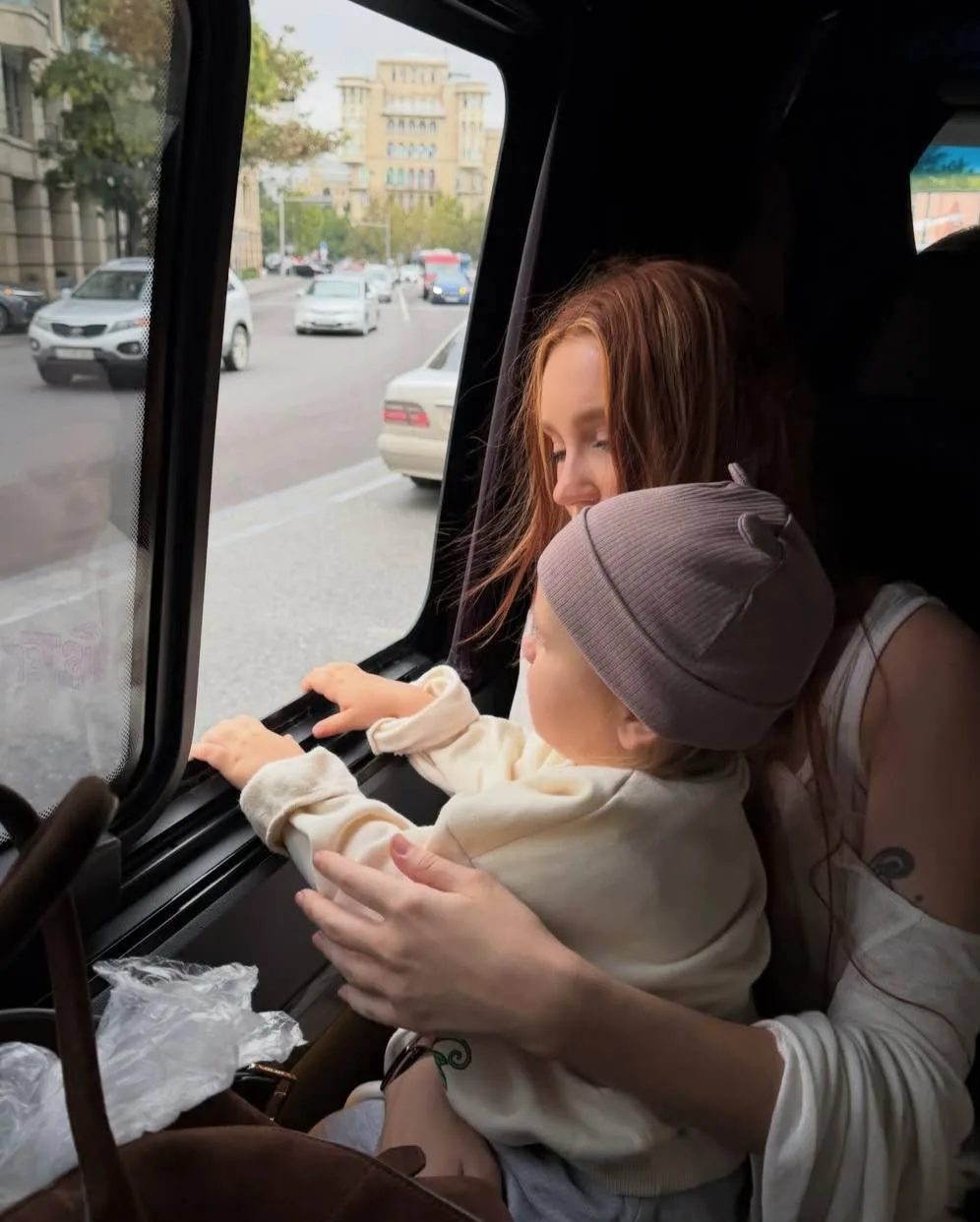 Юля Годунова публикует фотографии будней со своей дочкой!