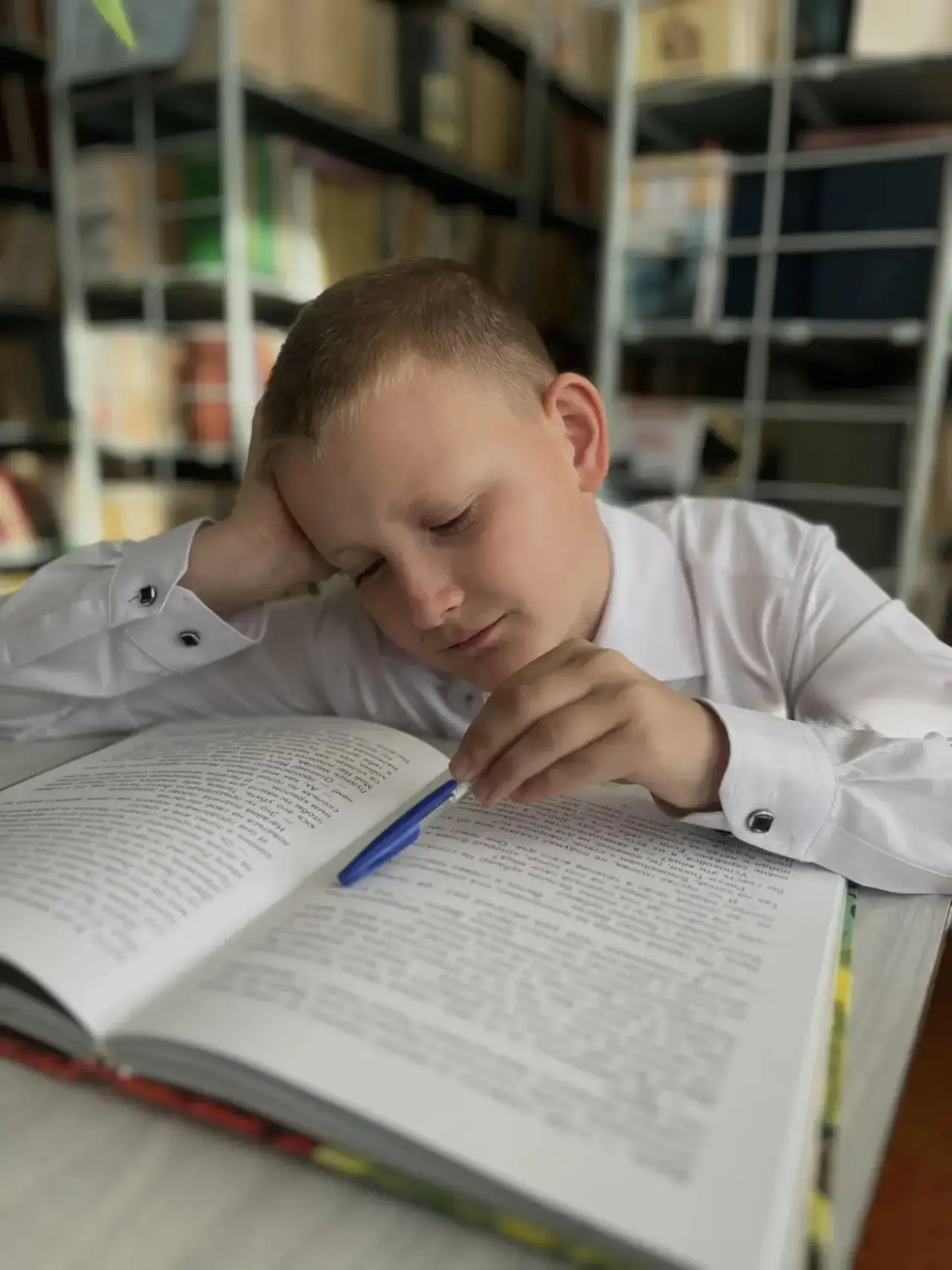 📚 9 октября — Всероссийский день чтения! А вы любите читать? 🤔