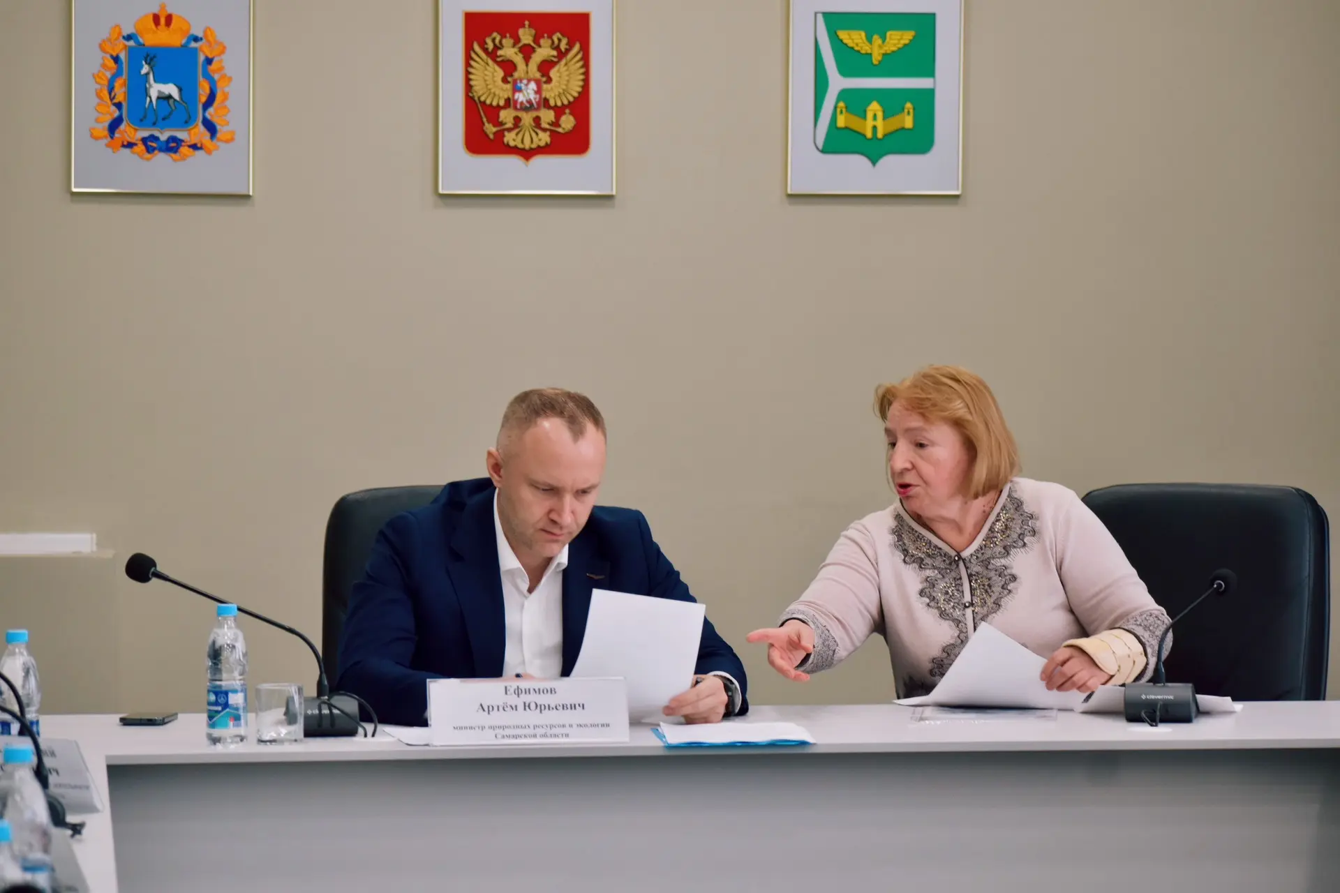Артем Ефимов провёл выездной приём жителей Кинеля и Кинельского района