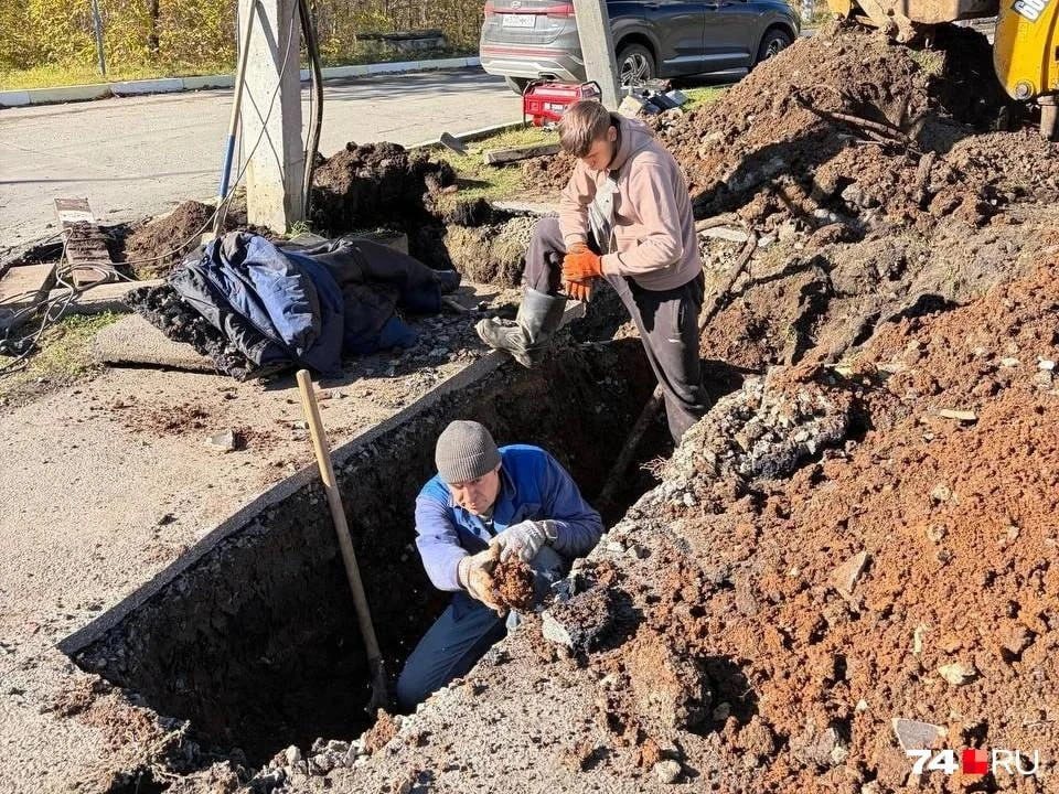 Спустя ровно две недели в поселке «Ясная поляна» в Парковом снова будет свет — аварию п...