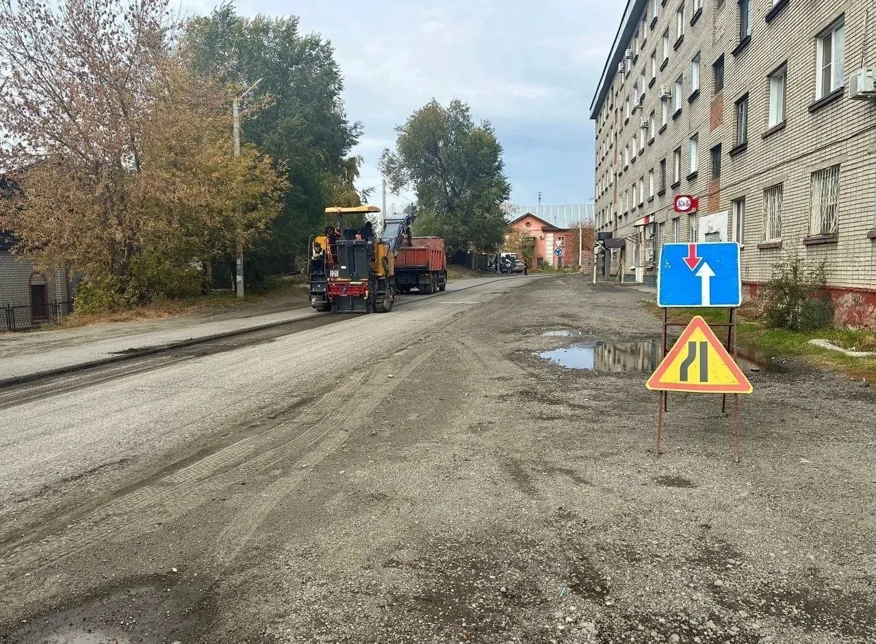 На Гастелло перекрыт участок дороги