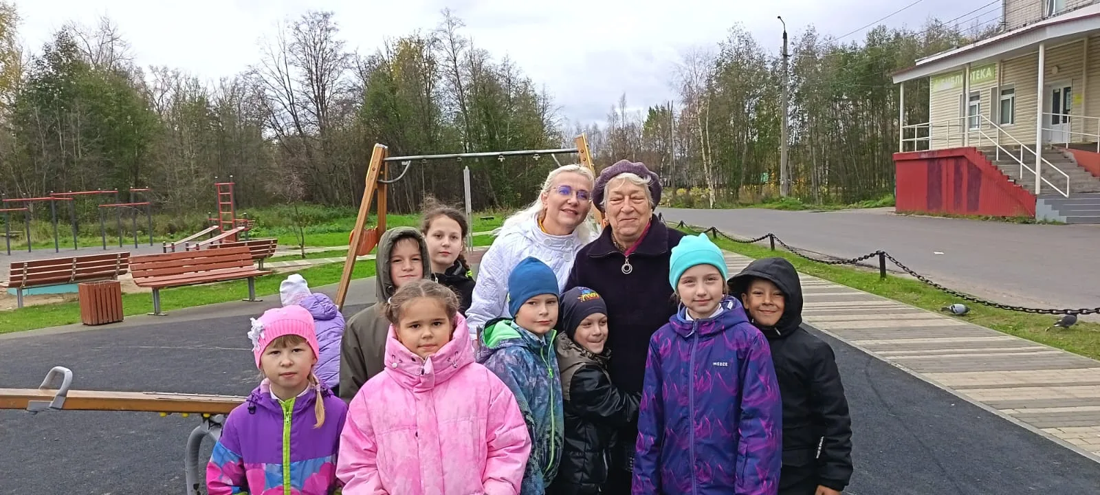1 октября — Международный день пожилых людей. Золотая осень — самое время, чтобы укутат...